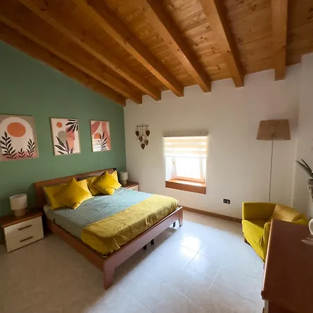Apartment Maison Bonita With Parking Desenzano del Garda